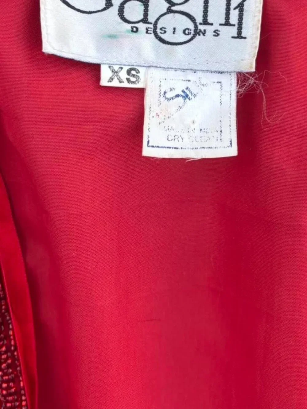 Gagni Designs vintage red full beaded jacket. - Picture 8 of 8